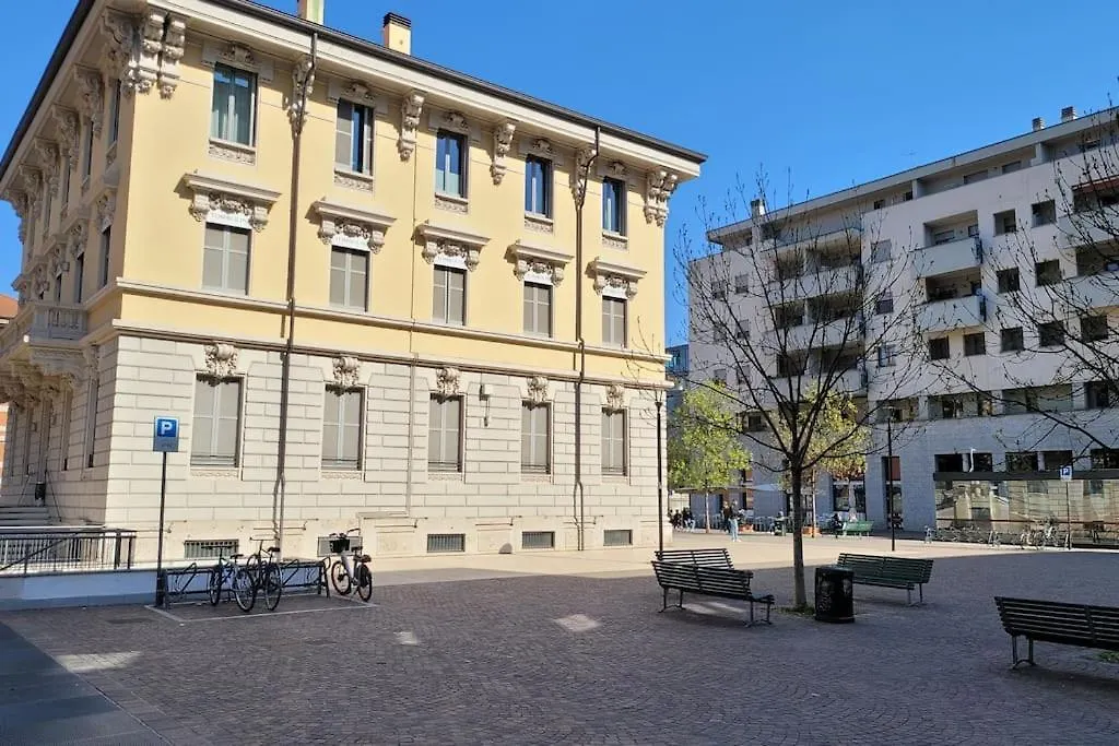 Apartment Navigli-Centro Stylish Suite In Design District Milan