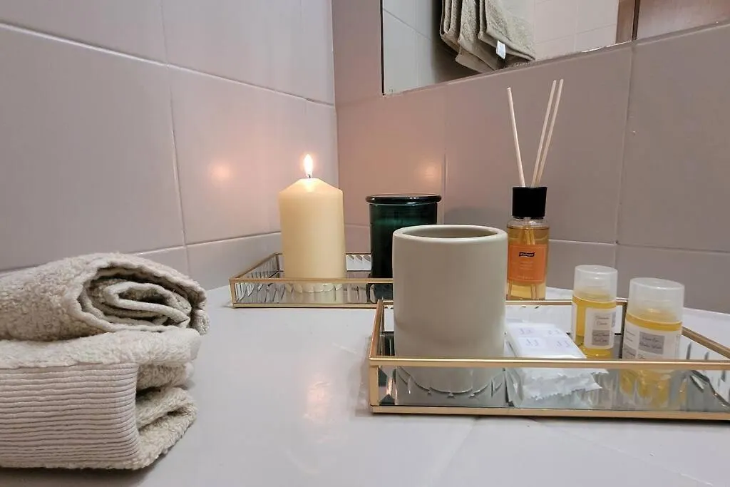 Navigli-Centro Stylish Suite In Design District Milan Apartment