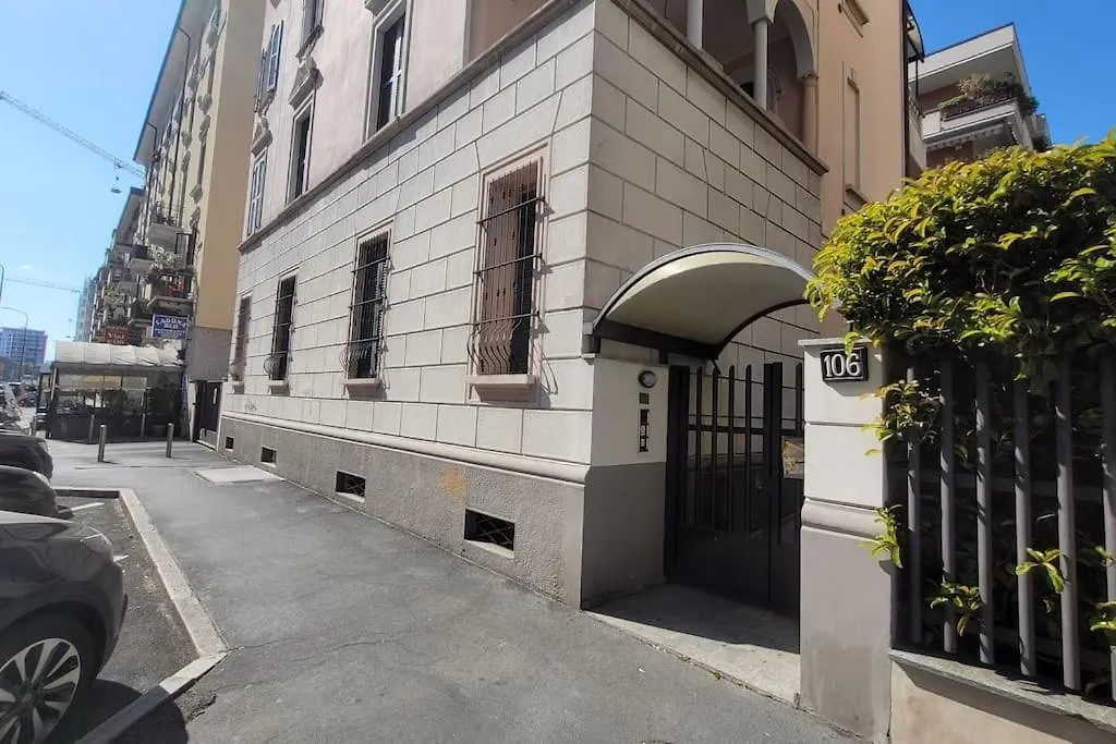 Apartment Navigli-Centro Stylish Suite In Design District Milan